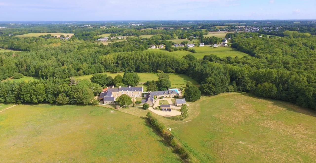 Les Chambres Du Manoir De Kerhel Locoal-Mendon Exterior photo